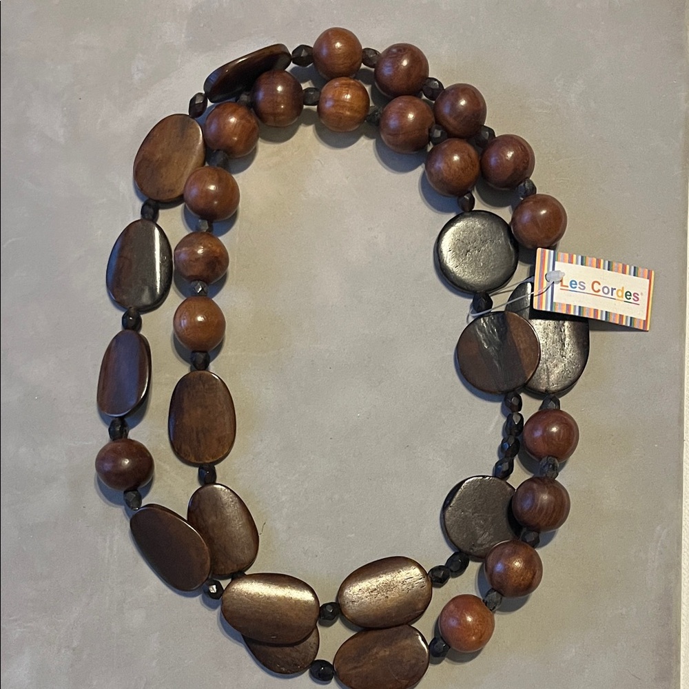 Les Cordes Brown Wooden Necklace long NWT